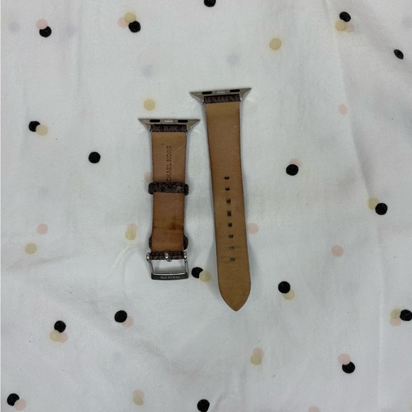Michael Kors Brown Leather Watch Strap - Picture 5 of 9